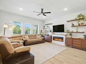 1421  Rose Willow Way , Arlington Texas 76005