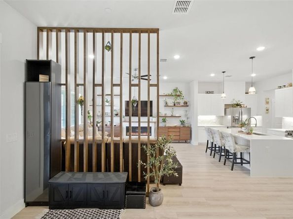 1421  Rose Willow Way , Arlington Texas 76005