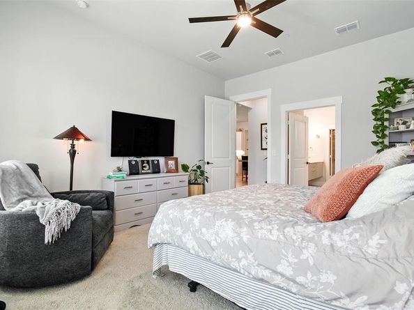 1421  Rose Willow Way , Arlington Texas 76005
