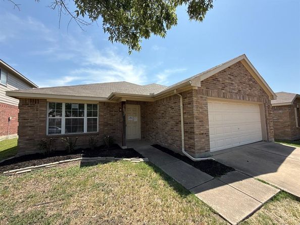 6012  Saddle Flap Drive , Fort Worth Texas 76179