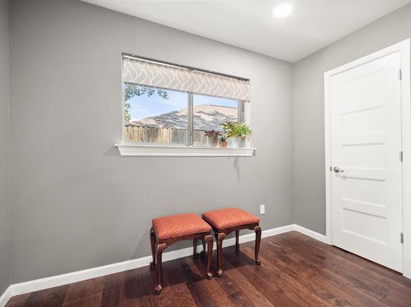 3511  Tomlinson Court , Arlington Texas 76017