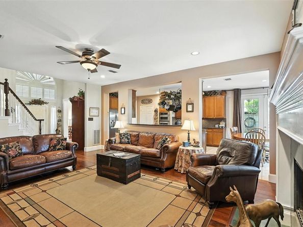 3833  Hunters Trail , Carrollton Texas 75007