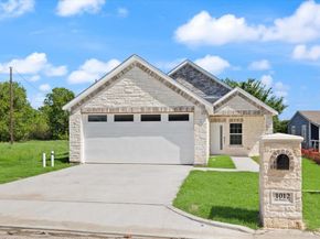 1012  Joe Bailey  , Royse City Texas 75189