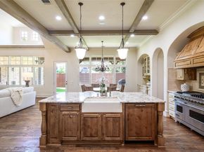 5806  Willow Lane , Dallas Texas 75230