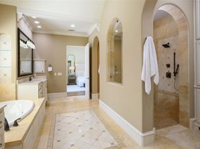 5806  Willow Lane , Dallas Texas 75230