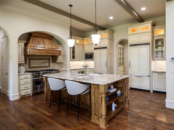 5806  Willow Lane , Dallas Texas 75230