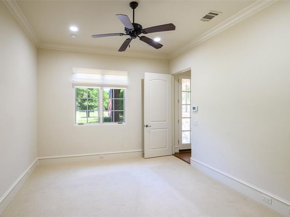 5806  Willow Lane , Dallas Texas 75230
