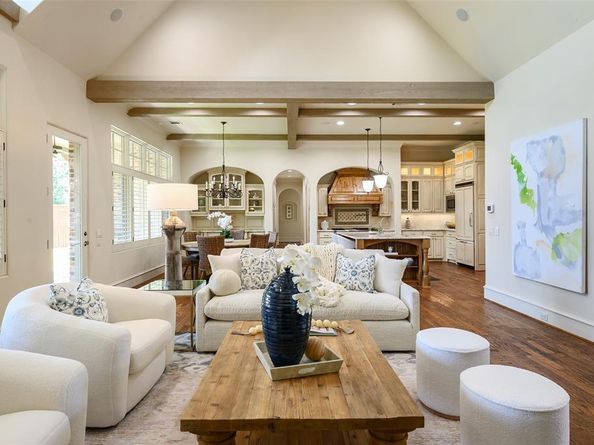 5806  Willow Lane , Dallas Texas 75230