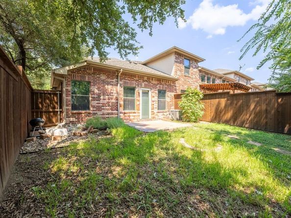 1039  Lucy Lane , Allen Texas 75013