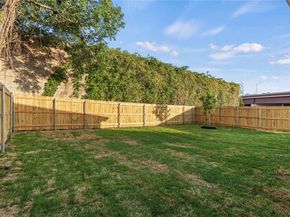 1422  Mcdonald Avenue , Dallas Texas 75215
