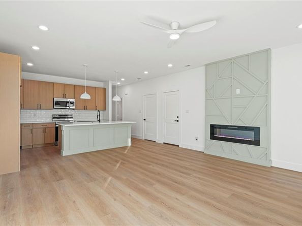 1422  Mcdonald Avenue , Dallas Texas 75215
