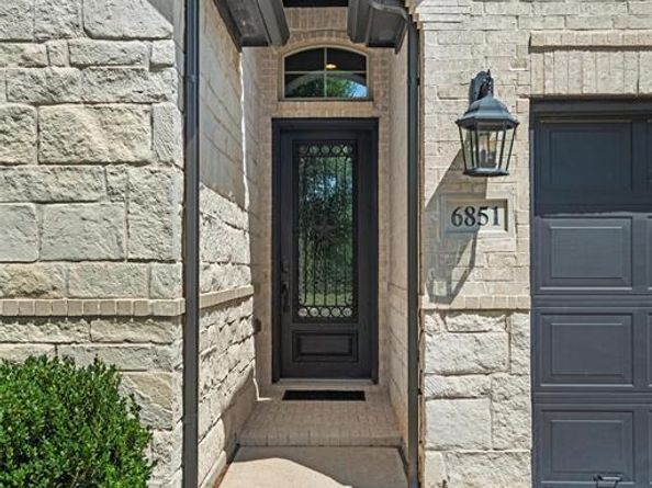 6851  Molina  , Grand Prairie Texas 75054