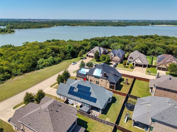 6851  Molina  , Grand Prairie Texas 75054