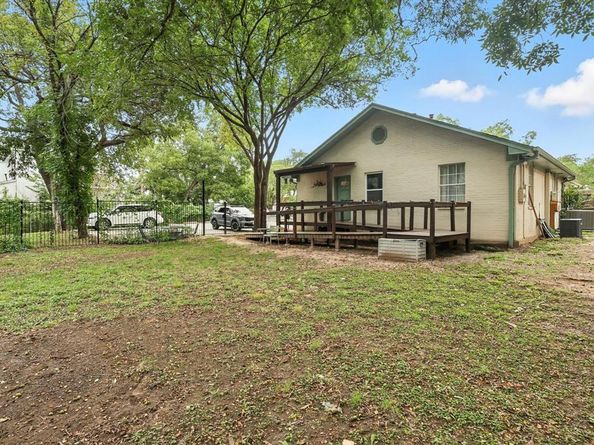 304 W Prairie Street , Denton Texas 76201