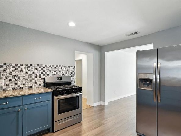 304 W Prairie Street , Denton Texas 76201