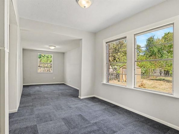 10609  Seagoville Road , Dallas Texas 75217