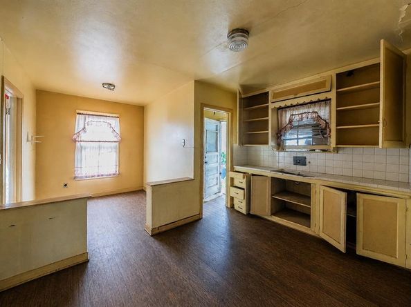 5801  Kilpatrick Avenue , Fort Worth Texas 76107