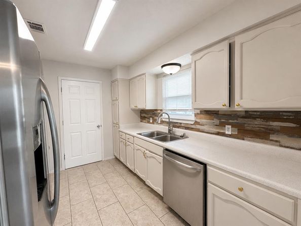 1609  Bette Drive , Mesquite Texas 75149