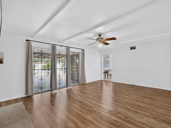 1129  Oak Meadows Drive , Dallas Texas 75232