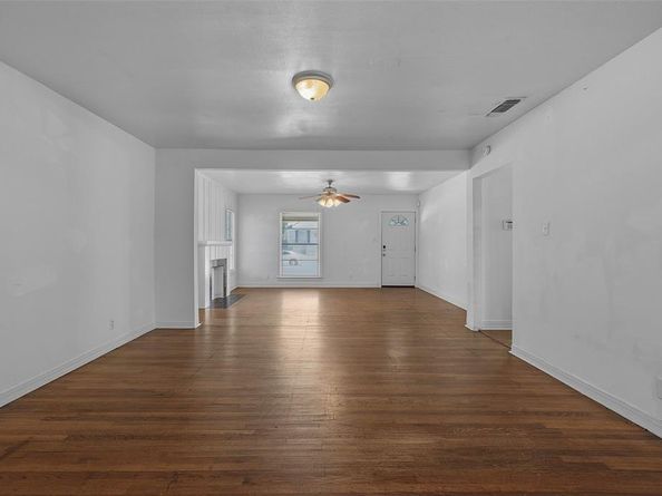 3554  Winston Road , Fort Worth Texas 76109