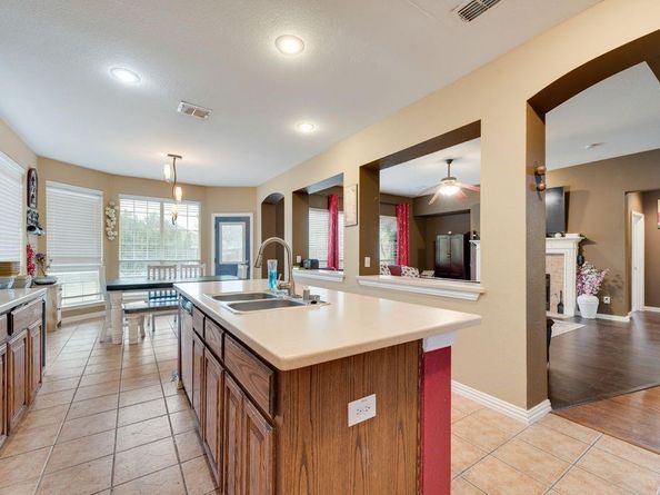6011  Crestridge Lane , Sachse Texas 75048
