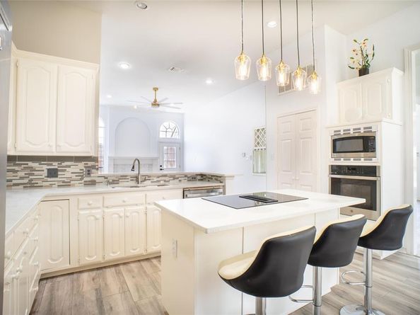 1806  Frosted Hill Drive , Carrollton Texas 75010
