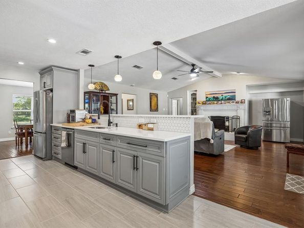 502  Cashmere Drive , Garland Texas 75041