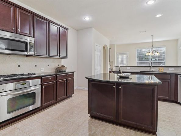 6207  Weaver Drive , Arlington Texas 76001