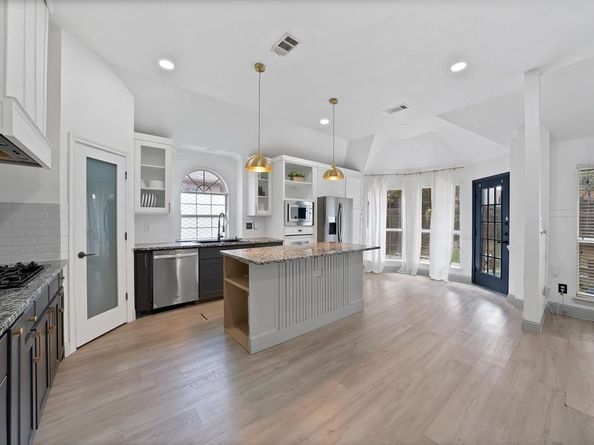 4535  Westchester Glen Drive , Grand Prairie Texas 75052