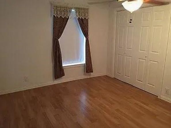 309 S Main Street , Cedar Hill Texas 75104