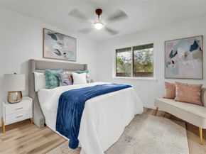 2114  Via Vista  , Carrollton Texas 75006