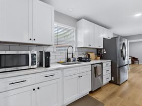 5822  Enchanted Lane , Dallas Texas 75227
