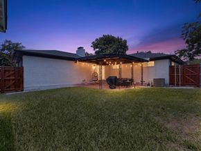 5822  Enchanted Lane , Dallas Texas 75227