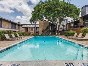 7525  Holly Hill Drive  3, Dallas Texas 75231