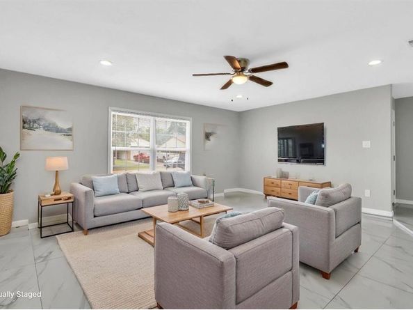 1509  California Trail , Grand Prairie Texas 75052