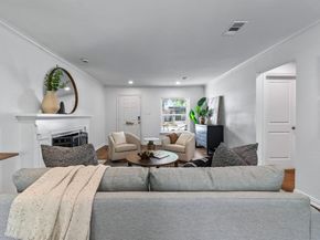 5018  Wateka Drive , Dallas Texas 75209