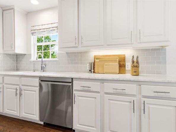 5018  Wateka Drive , Dallas Texas 75209
