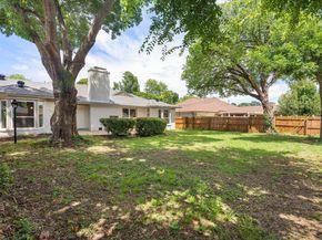 706 W Five Mile Parkway , Dallas Texas 75224