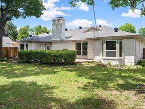 706 W Five Mile Parkway , Dallas Texas 75224