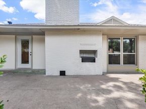 706 W Five Mile Parkway , Dallas Texas 75224