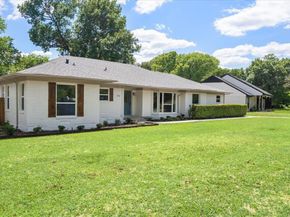 706 W Five Mile Parkway , Dallas Texas 75224
