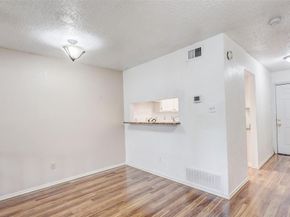 3635  Garden Brook Drive  21300, Farmers Branch Texas 75234
