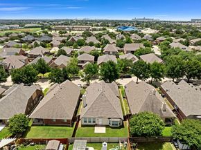 729  Red Elm Lane , Fort Worth Texas 76131