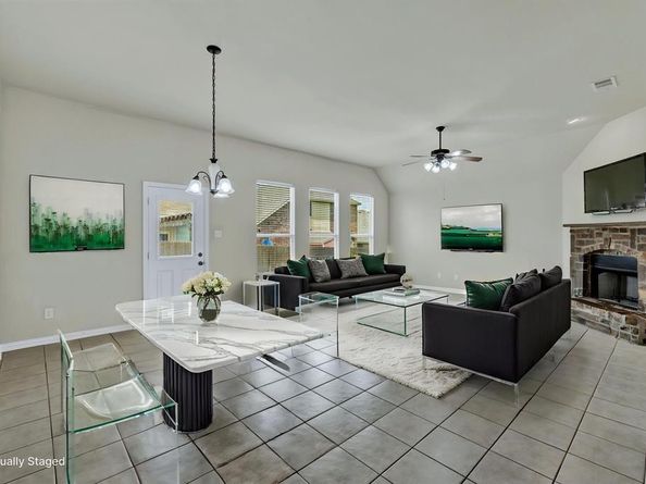 729  Red Elm Lane , Fort Worth Texas 76131