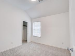 1435  Eden Valleywood Way , Arlington Texas 76005