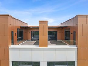 1880  Beaumont Street , Dallas Texas 75215