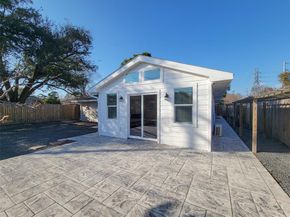 10335  Emnora Lane , Houston Texas 77043