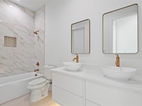 4016  Puget Street , Dallas Texas 75212