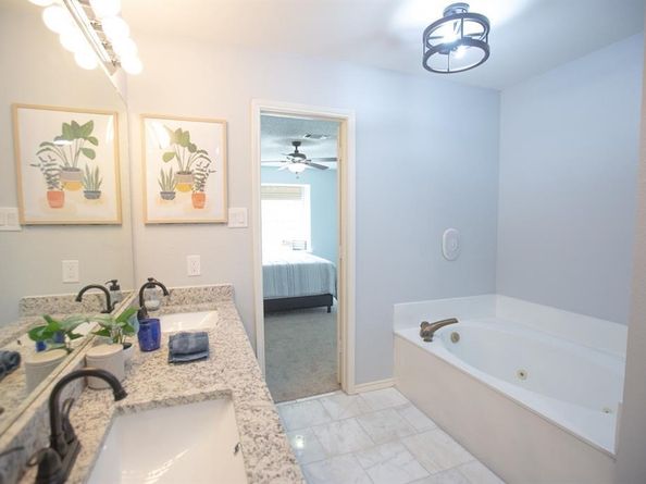 7428  Arbor Hill Drive , Fort Worth Texas 76120