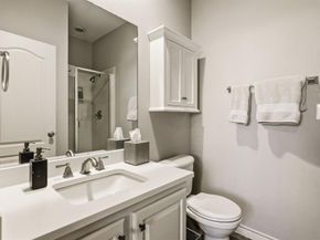 4419  Buena Vista Street  8, Dallas Texas 75205